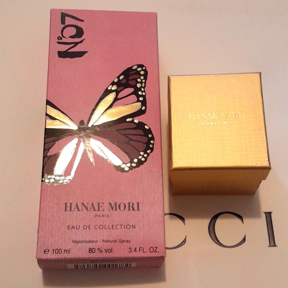 Hanae Mori Paris No. 7  3.4 FL. Oz. With Swarovski Crystal Bottle and Earrings